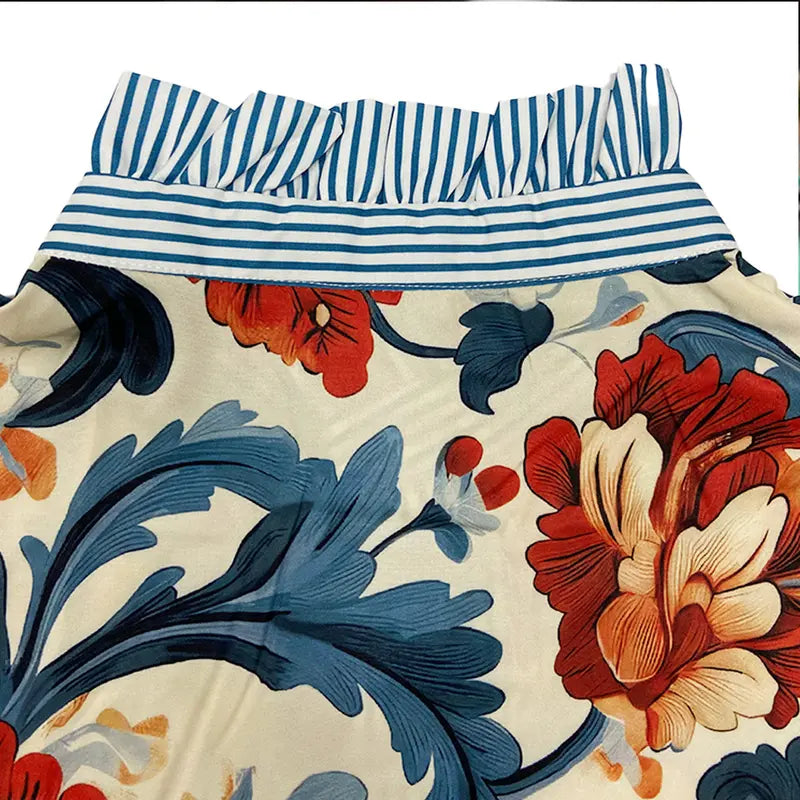 Clara – Vintage Blumenbluse